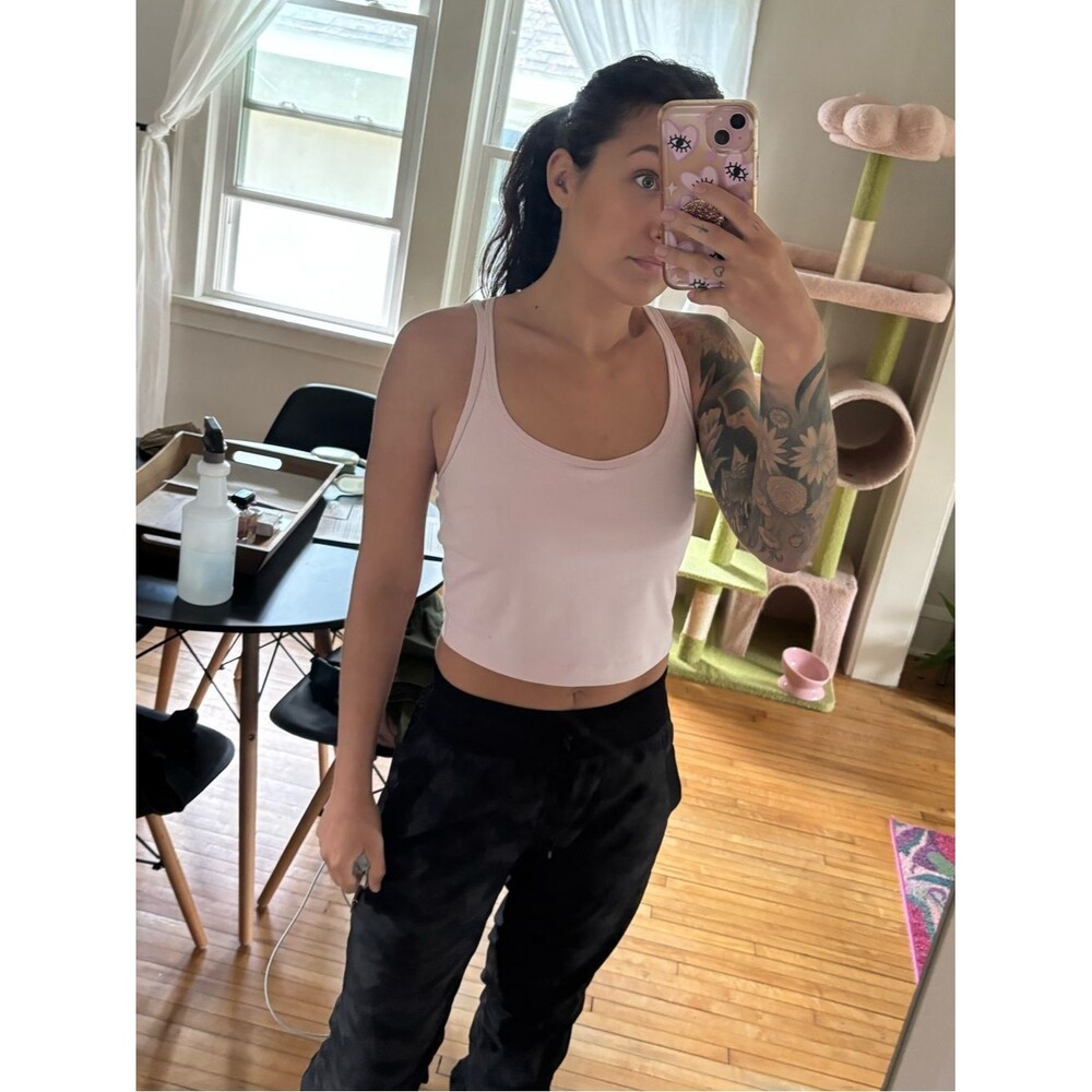 Light Pink Cropped Sports Bra